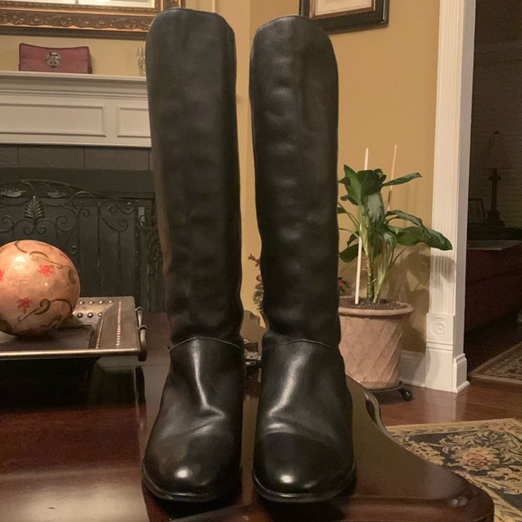 Hunt Club Black Leather Mid Calf Casual Boots Almond Toes Low Heels. Size 9M - Picture 6 of 14